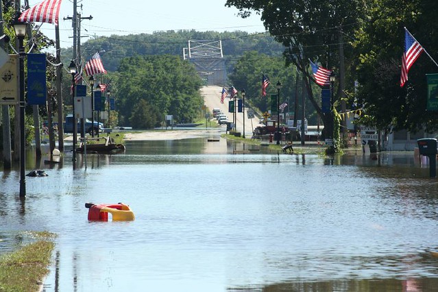 Sept 08 floods Illinois River Utica LaSalle (12)
